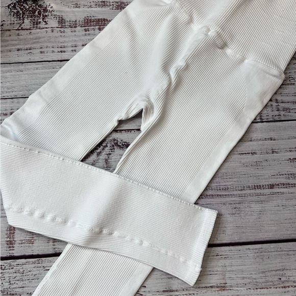 Free People Movement Happiness Runs Extra Hi Rise White Leggings - Picture 4 of 9